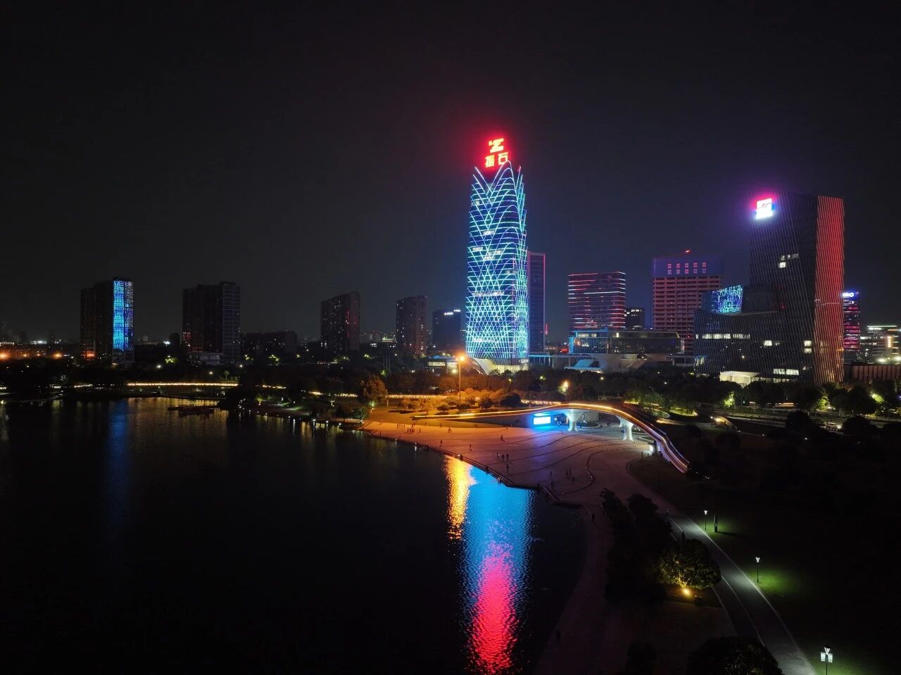 振石夜经济，激活新“夜”态(图1)