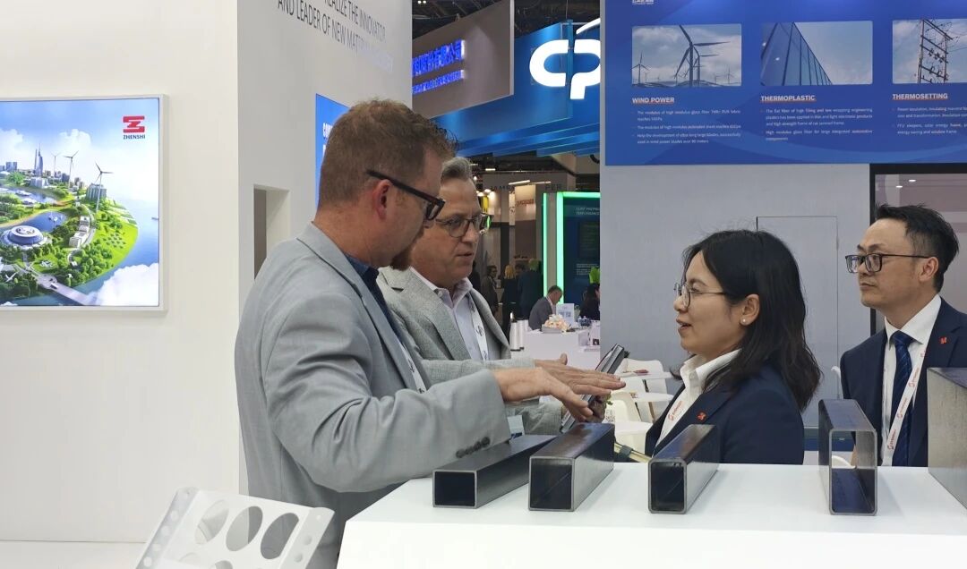 这口“辣”,是开局奋进的滚烫与锋芒(图8) 这口“辣”,是开局奋进的滚烫与锋芒(图8)